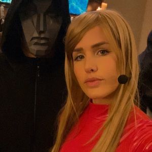 Britney Spears wig and head set